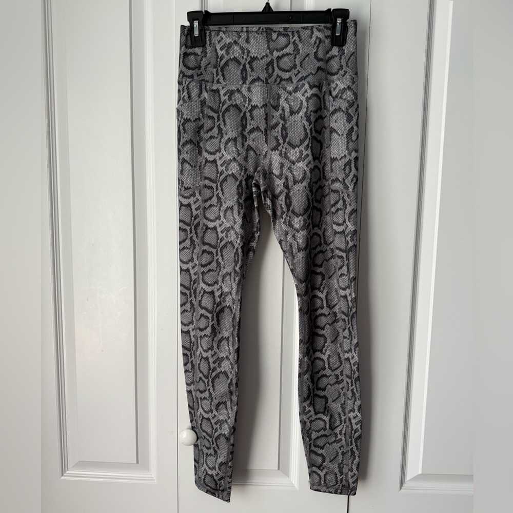 Avia Grey Snake-Pattern Leggings